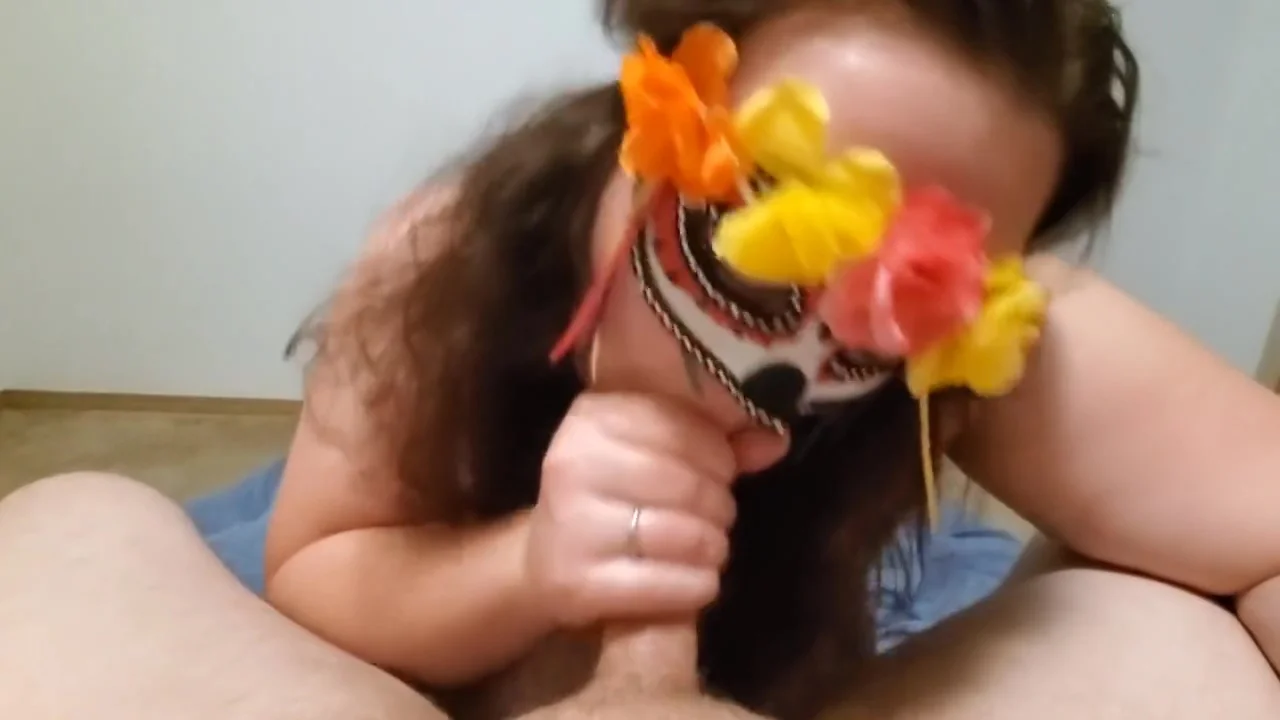 BBW titty fucks and sucks hard cock