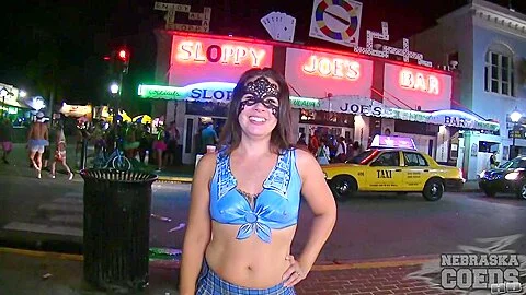 Fantasy Fest Live 2018 Week Street Festival Girls Flashing Boobs Pussy And Body Paint - NebraskaCoeds