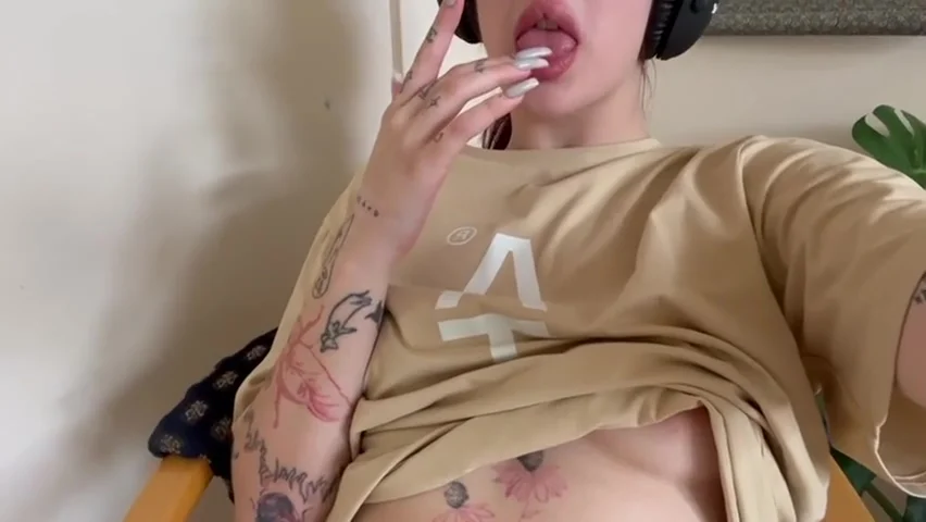 Horny Slut Sits On A Chair And Masturbates Her Wet Pussy