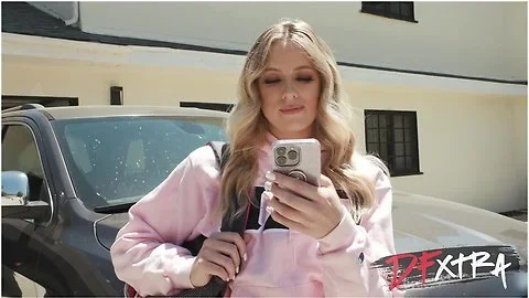 Sorority Babe BBC Pounded - River Lynn - DFXtra