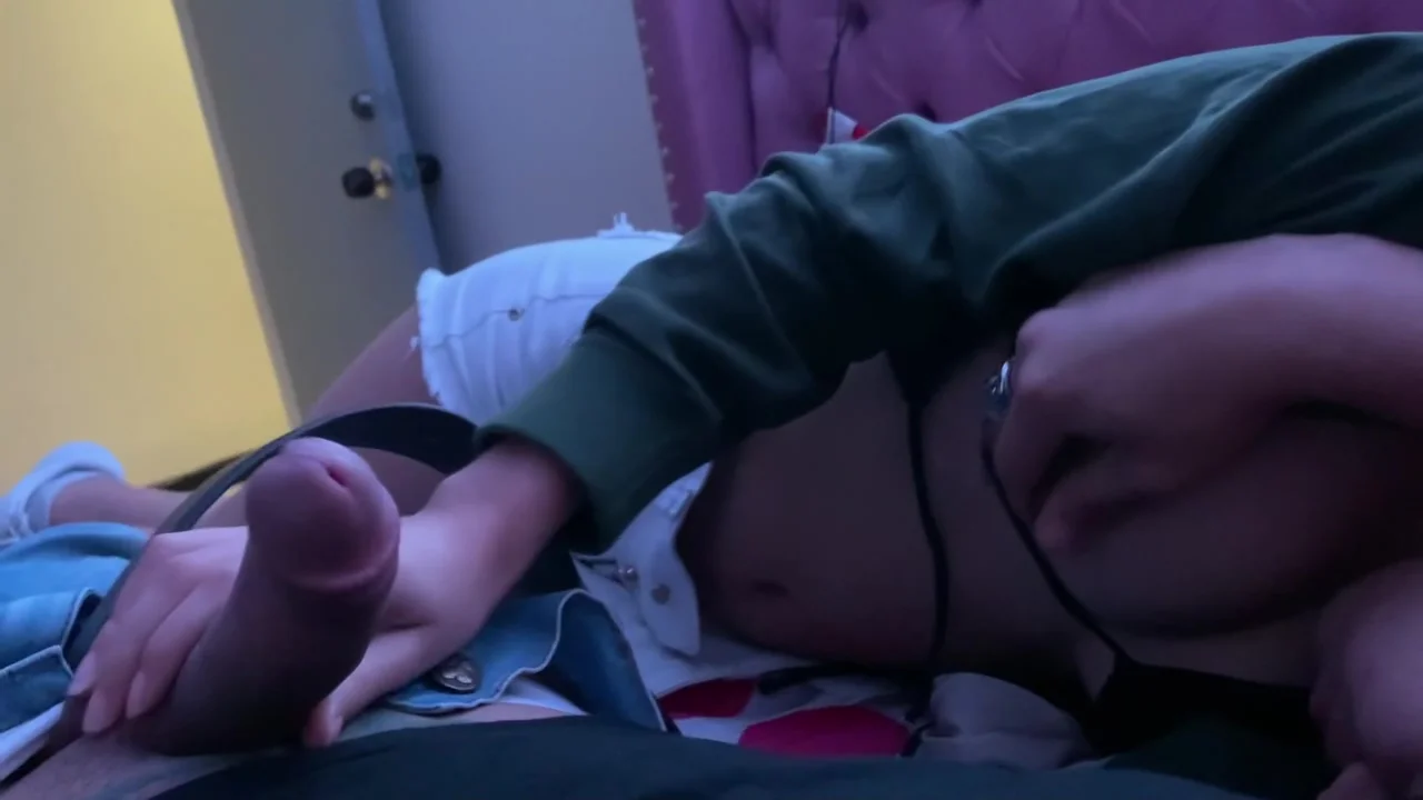 Stepsister Dreams About Her Stepbrothers Cock, She Sucks It And Has An Orgasm When He Puts It In He