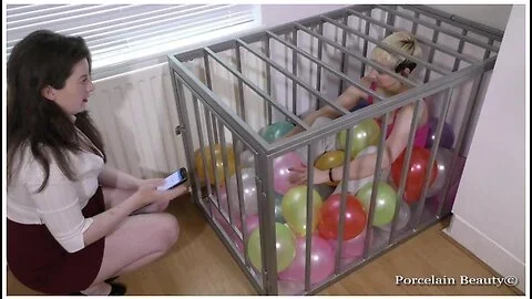 Lesbian Looner Balloon Pop