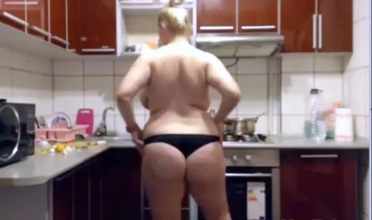 Homemade Adult Video: Amateur BBW Webcam Footage