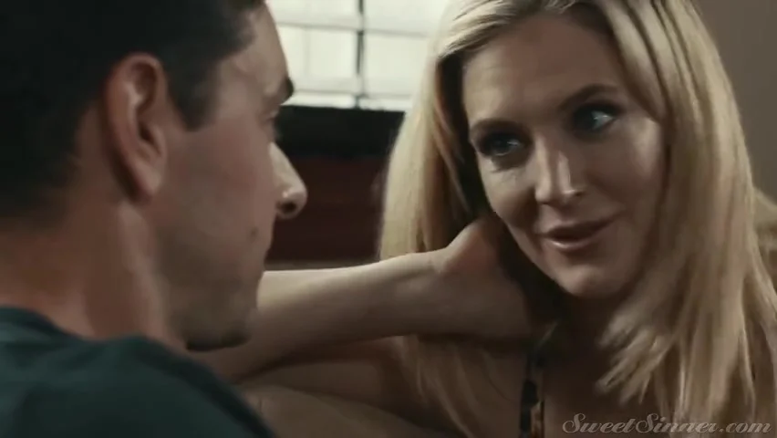 Mona Wales Horny Milf