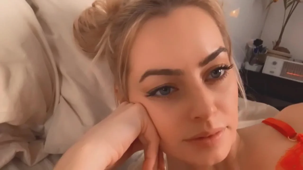 Horny Step Mom Couldn’t Resist Step sons Hard Cock