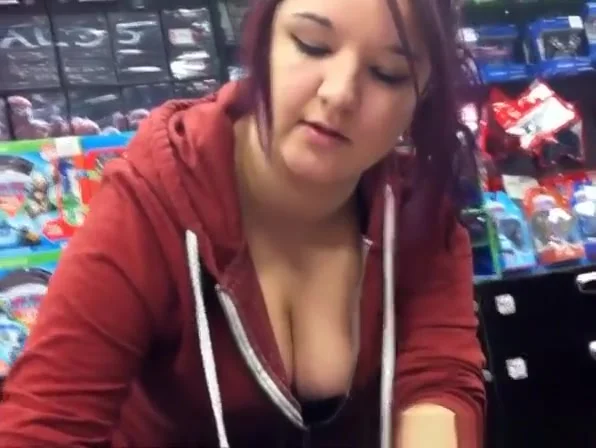 Big tits store worker cleavage