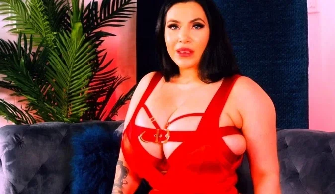 Korina Kova - Golddigging escort step mom