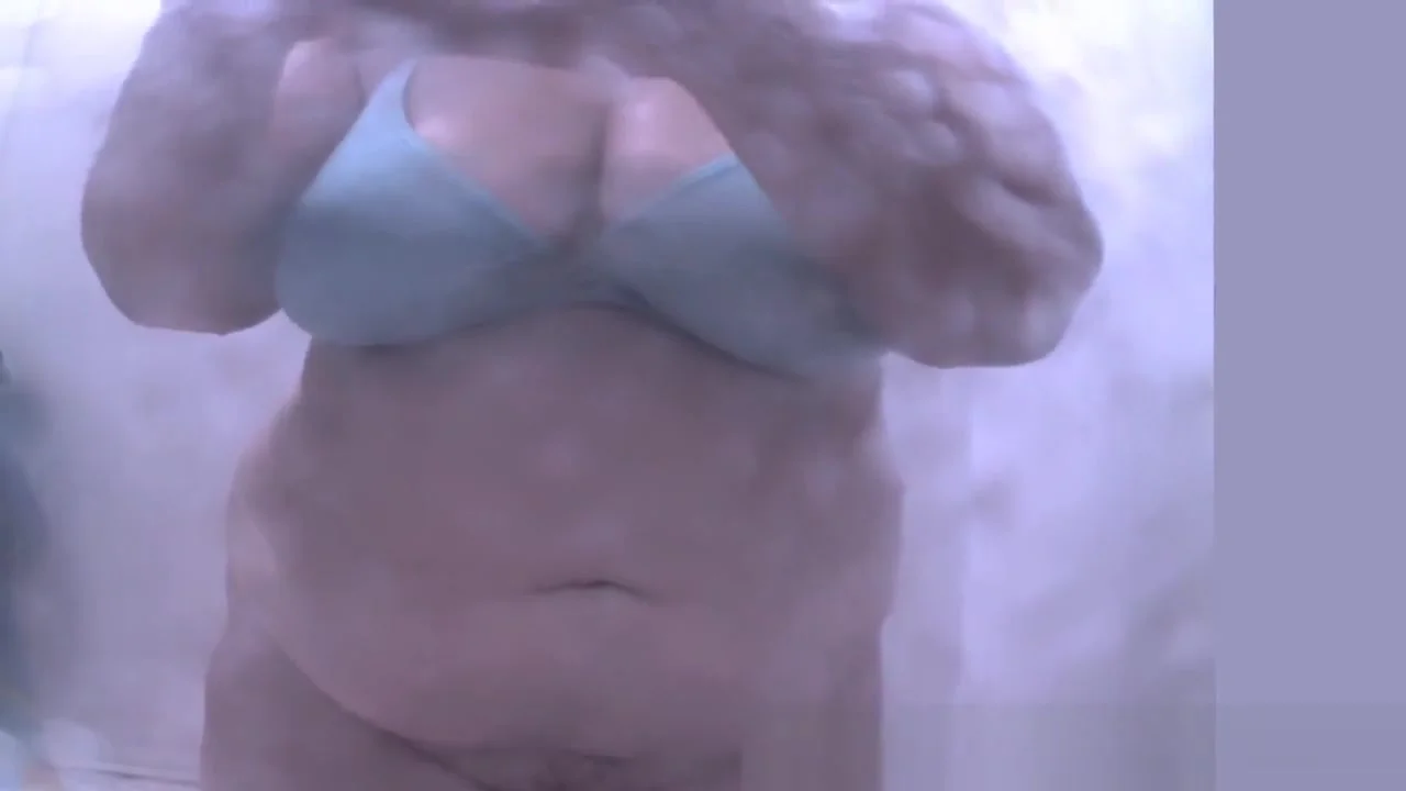 Exotic , Changing Room, Beach Clip Unique