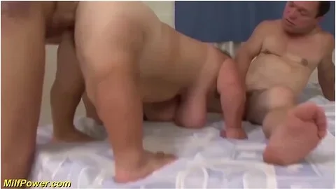 Midget Couple First Threesome