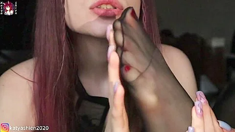 Katya Shien - I Lick My Feet And Suck My Toes - Katya S