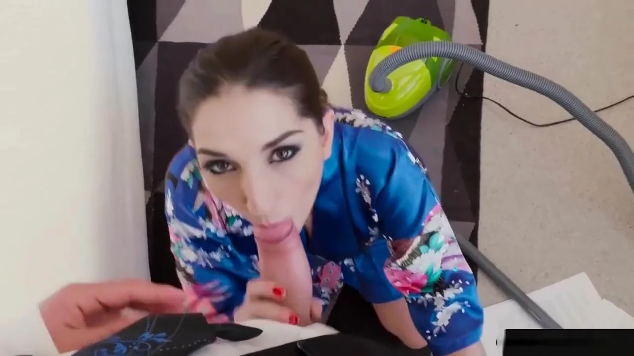 Latina Whore Sucks Thick Cock