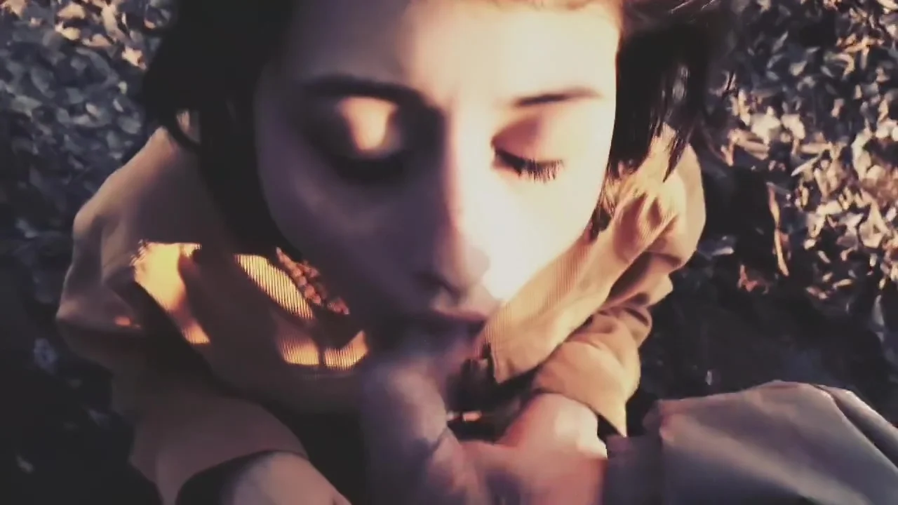 Blowjob in nature with babe girlfriend