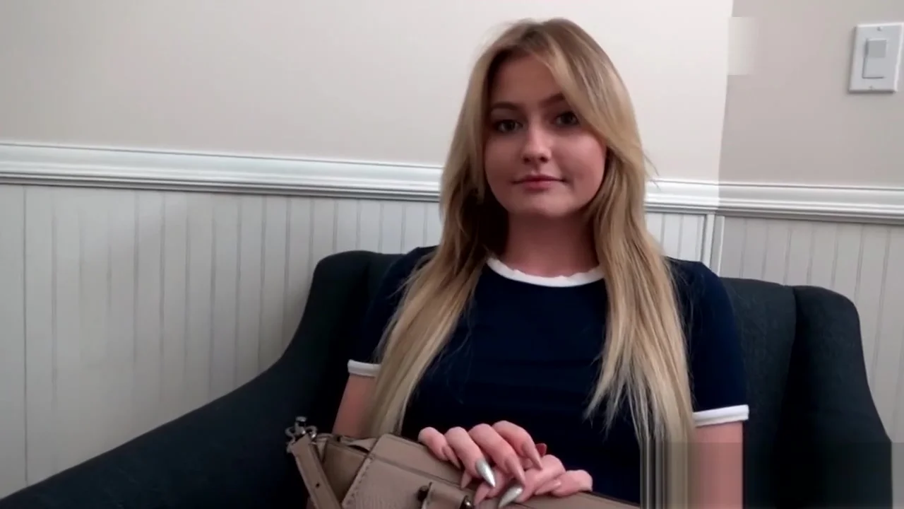 Sex Crazed teen 18+ Rides Therapist Dick - Britney Light - HotCrazyMess! S2:E1