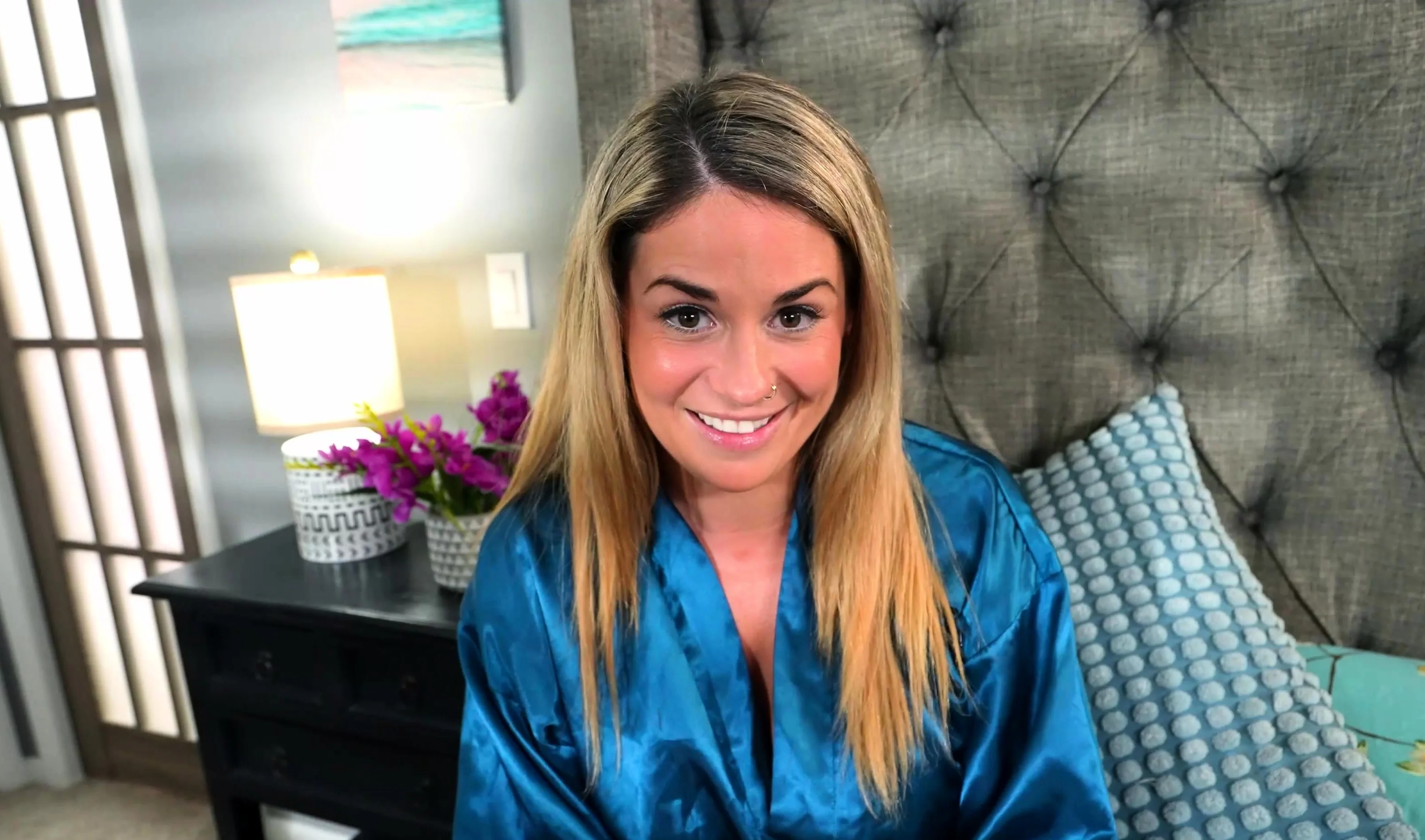 Stepson perved on his curvy MILF stepmom