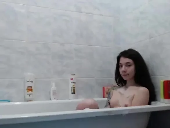 Amateur Teen Shower