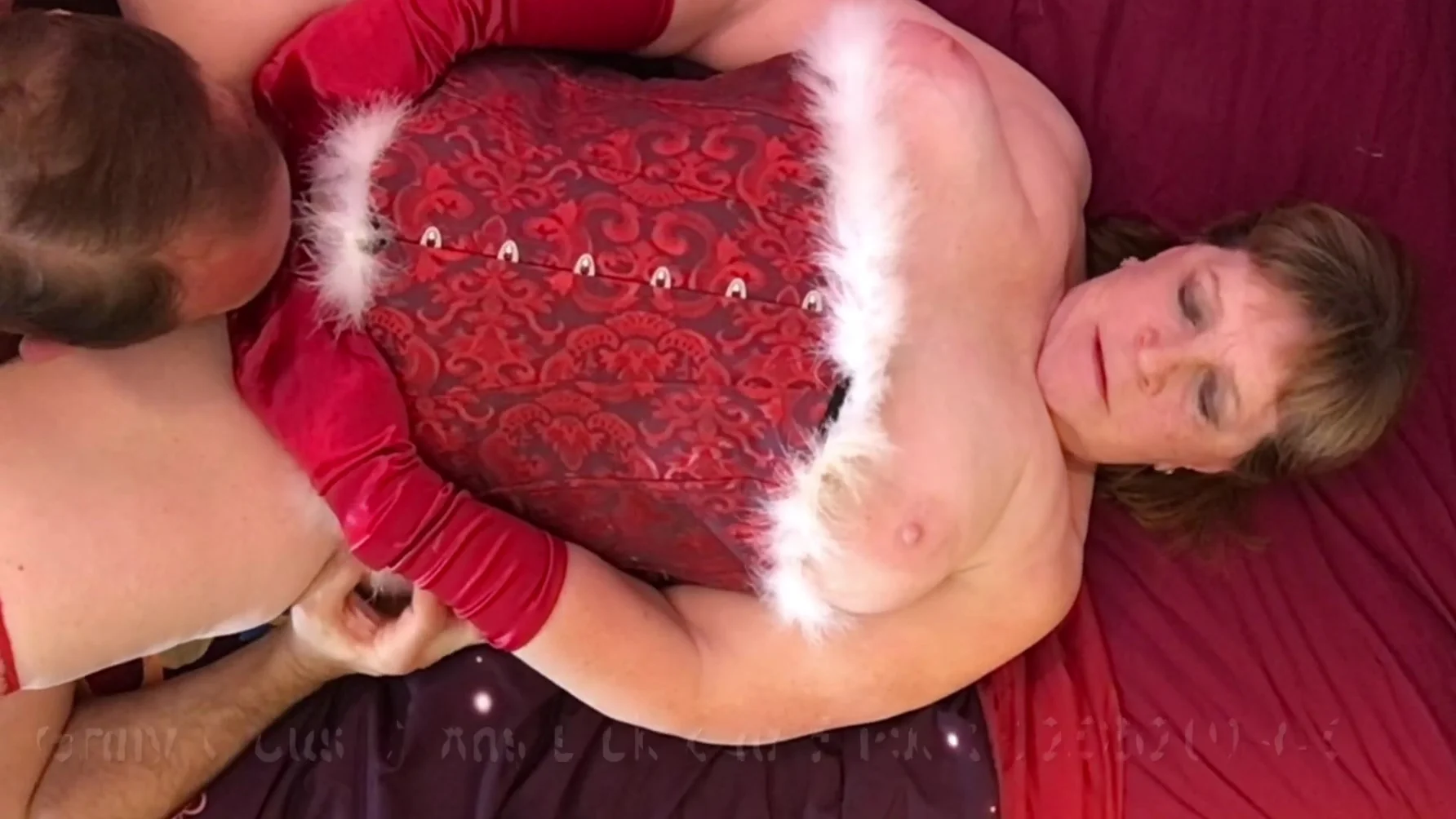 Granny Claus Xmas Lick And Fuck C5