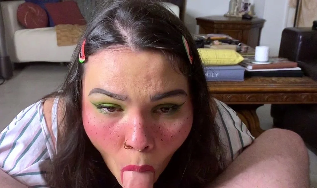 Double amateur blowjob with titjob