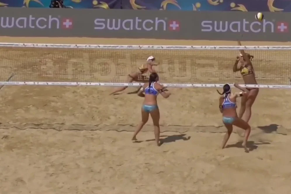 Hot Body Beach Volley