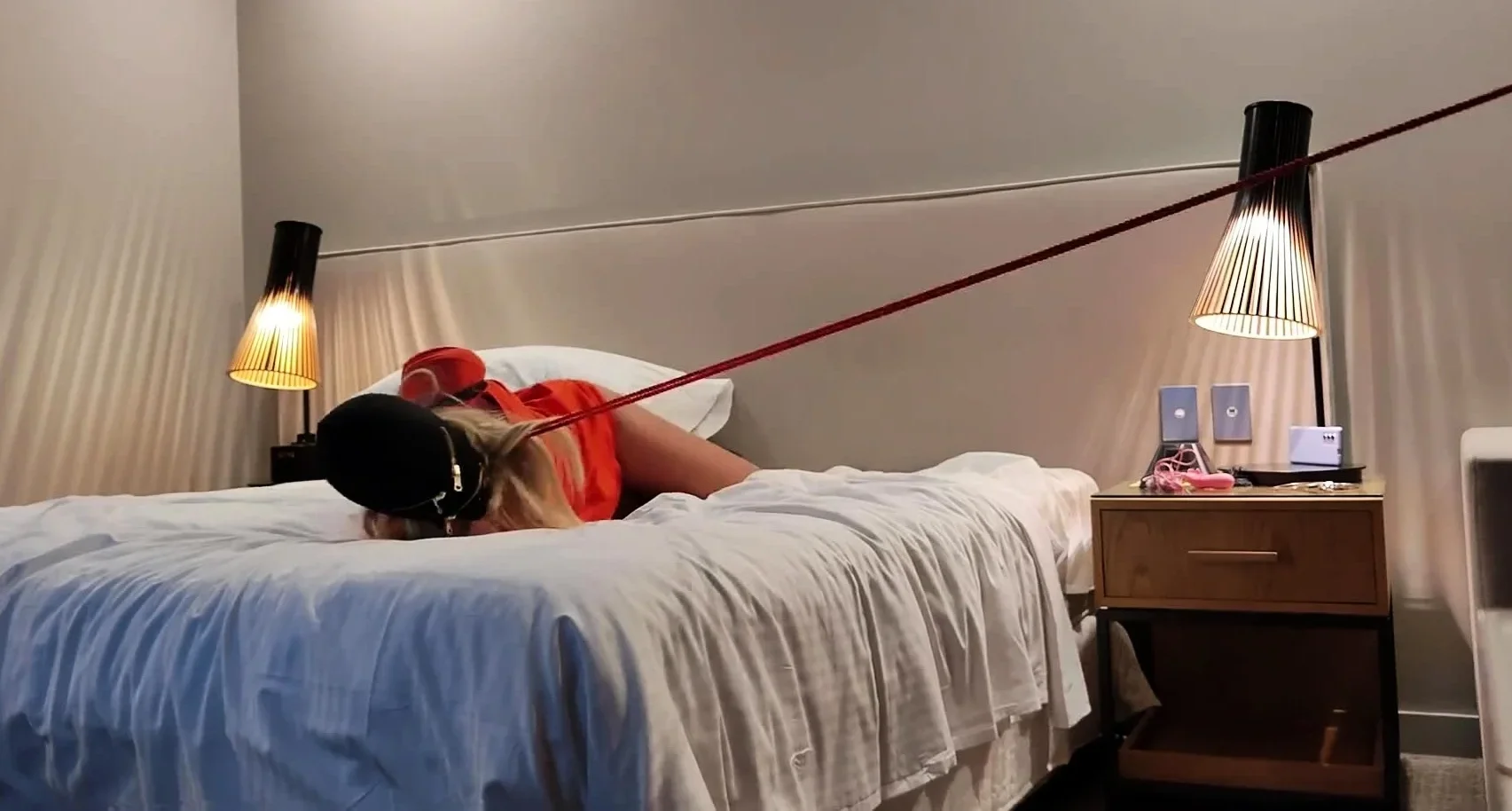Hotel bondage roleplay