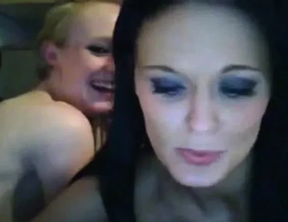 Intergeneration Blowjob: Old vs. Young: Who will win ?