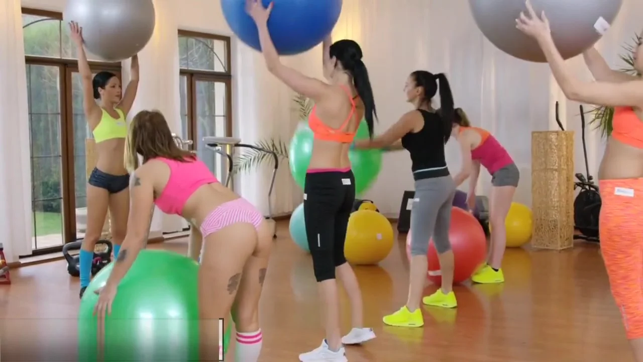 Fitness Rooms Lesbian Interracial Threesome