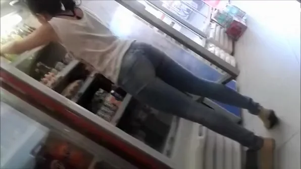 Store worker ass in tight pants