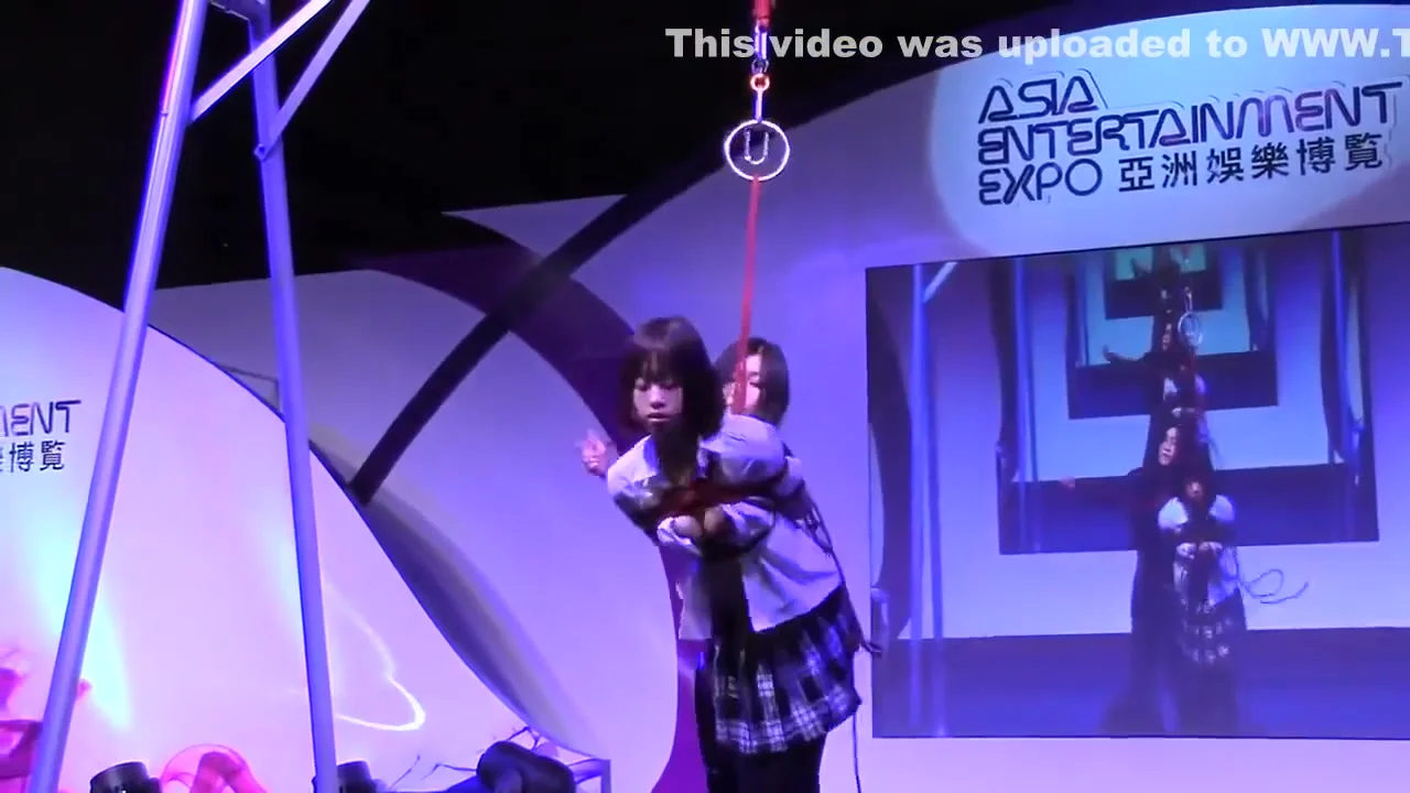 Bondage Live Show 3