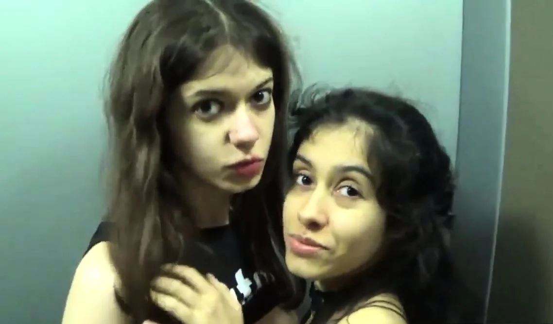 Anal fuck in the elevator threesome