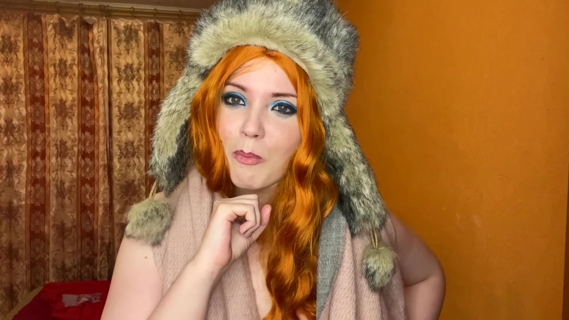 Russian Prostitute Offers Frenchman To Have Sex