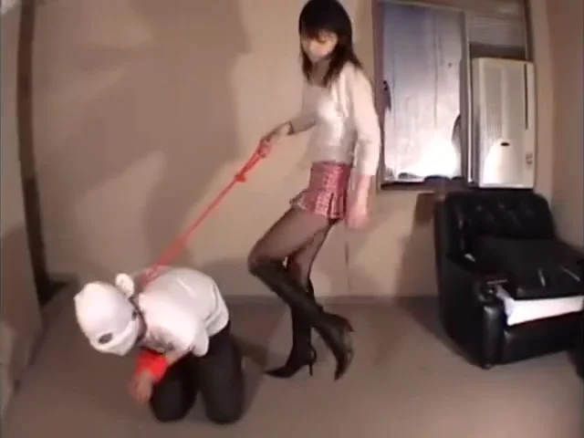 Japanese boots trample