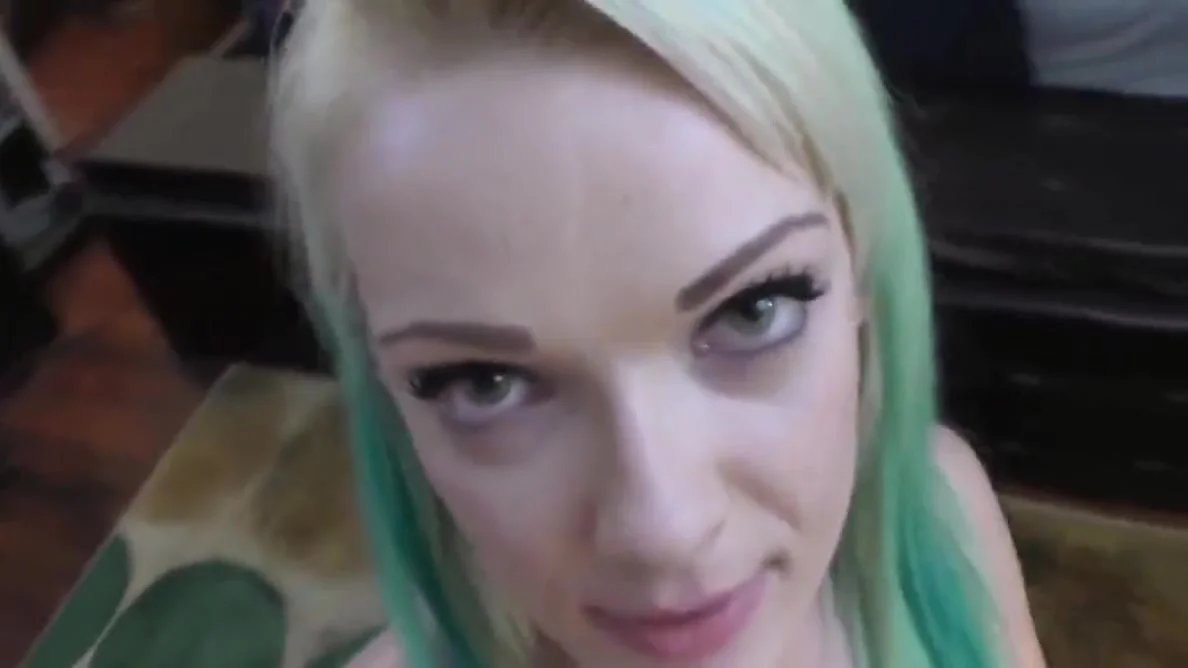 Zoey Paige In Blonde teen 18+ Sucks A Cock