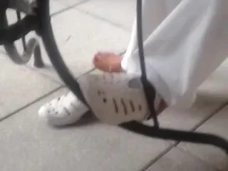 Public Feet 147