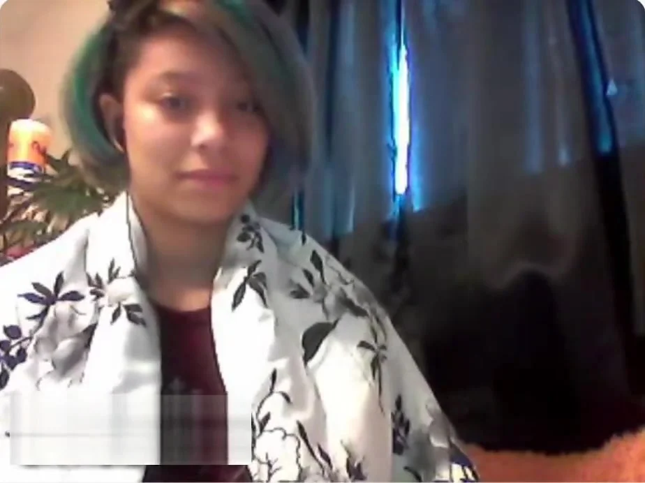 Light skinned teen 18+ plays with boobs on Omegle