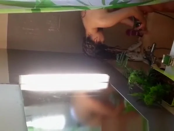 teen 18+ spied taking a shower