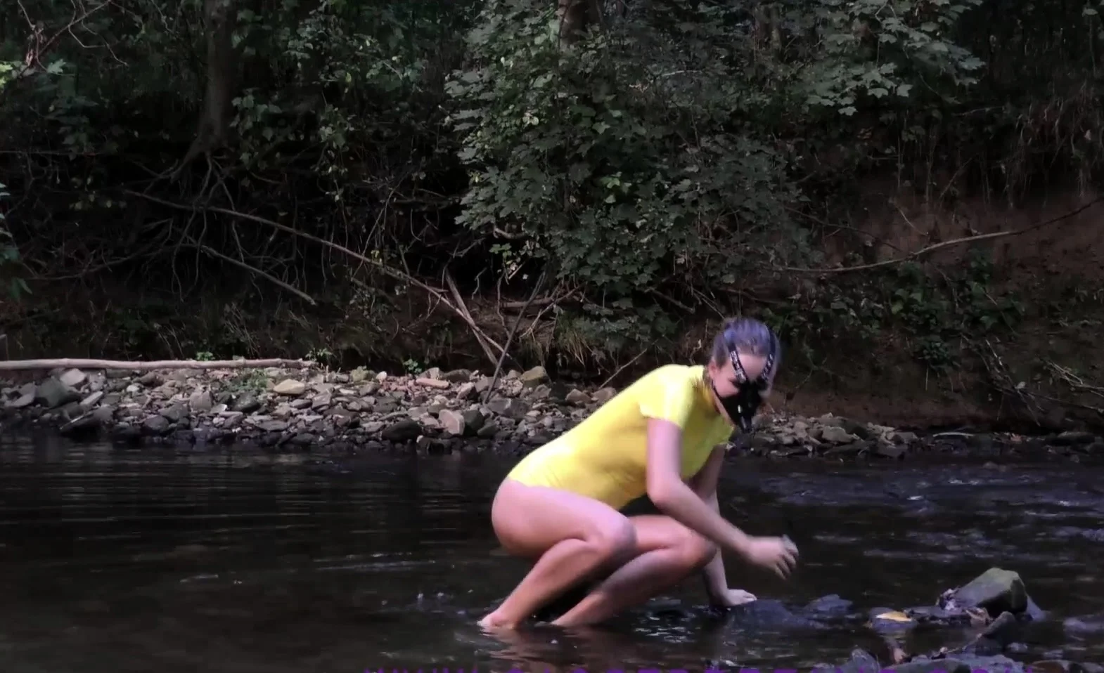 Amateur teen girlfriend outdoor action with anal and cumshot