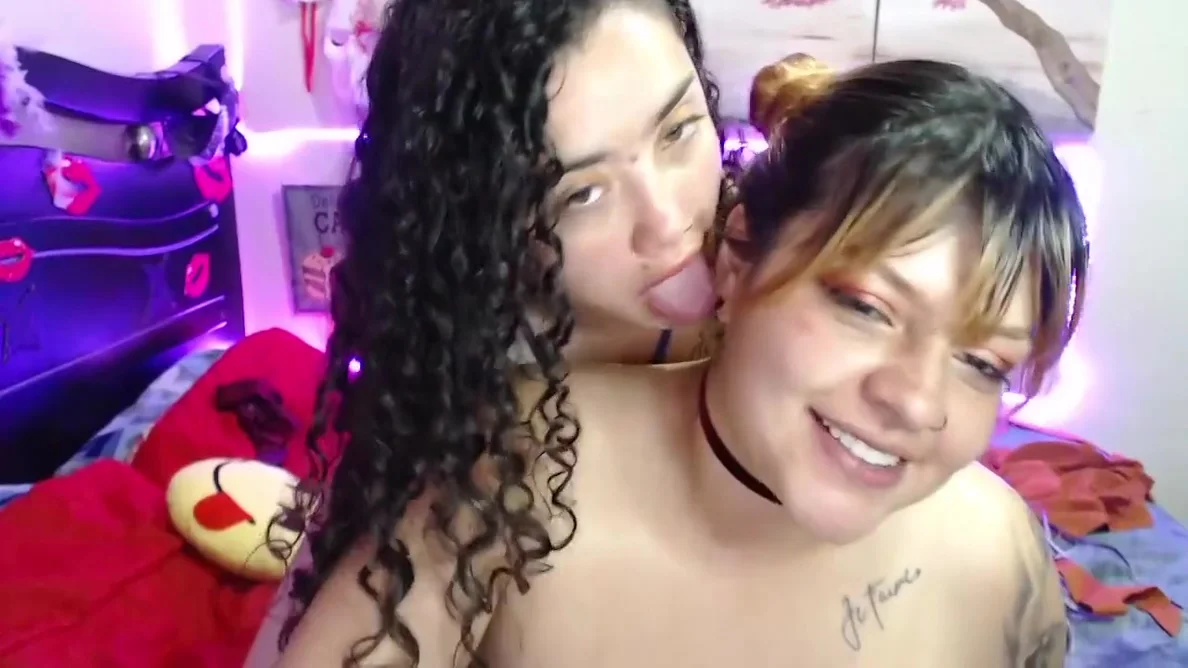 Sweet And Hot Webcam
