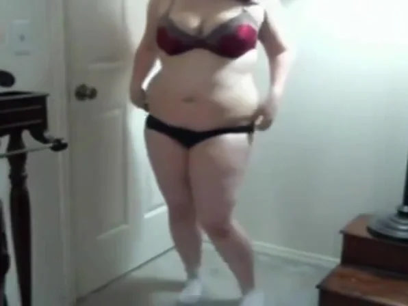 Very Nympho Chubby teen 18+ orgasming in her bedroom
