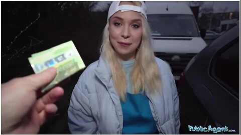 Blonde Pizza Delivery Girl With Big Natural Boobs Gets Her Wet Pussy Filled