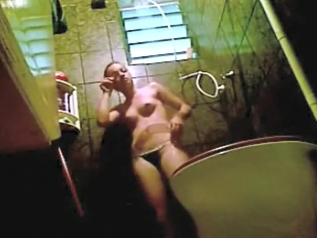 Real Hidden Shower (9)