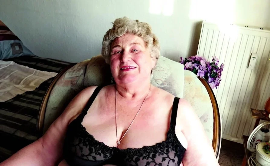 OMAGEIL Amateur grandma compilation of best granny pictures
