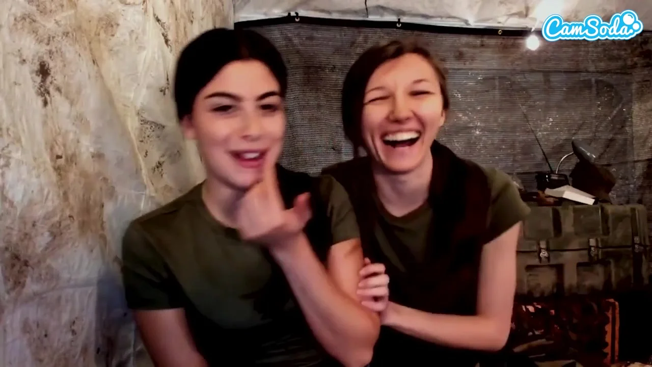 Two Amateur Lesbian Soldiers Kissing, Fingering and Pussy Playing in Quarters