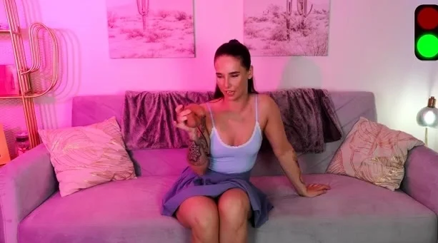 Girls in Charge - Small Dick Red Light Green Light JOI -