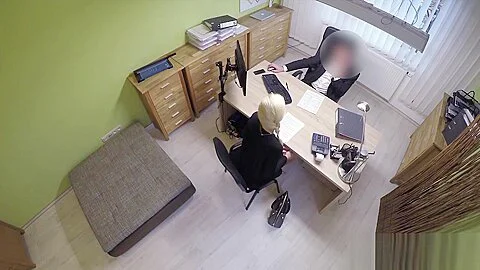 Real estate agent MILF needs a loan for a new car