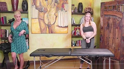 Lovely teen 18+ Kiarra Kai enjoys eaten MILF Ryan Keelys wet pussy