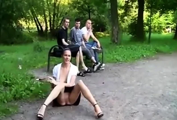 RUSSIAN EXIBITINIOST -bymn