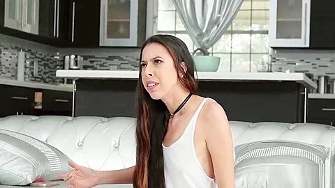 Victoria Vargaz In Babysitter On My Dick