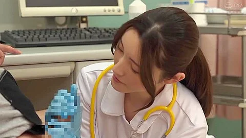 791_UMD003_1030_Mature Nurse