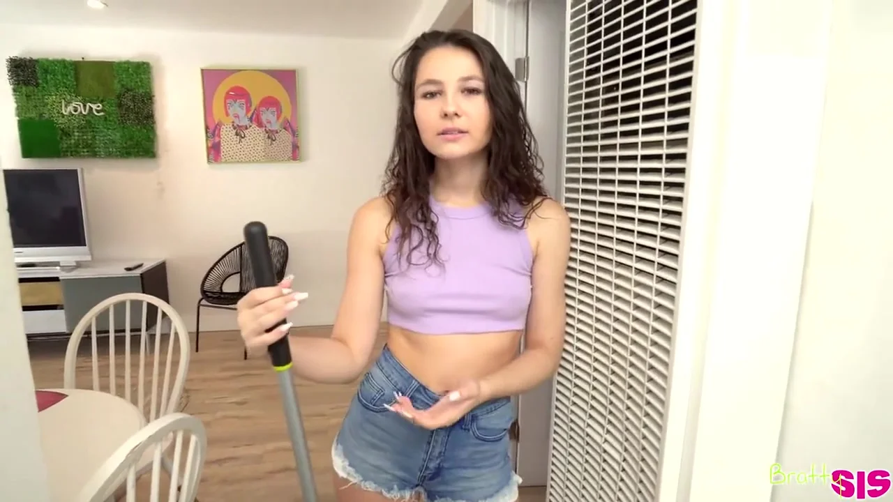 Liz Jordan - Help Your Step Sister Out