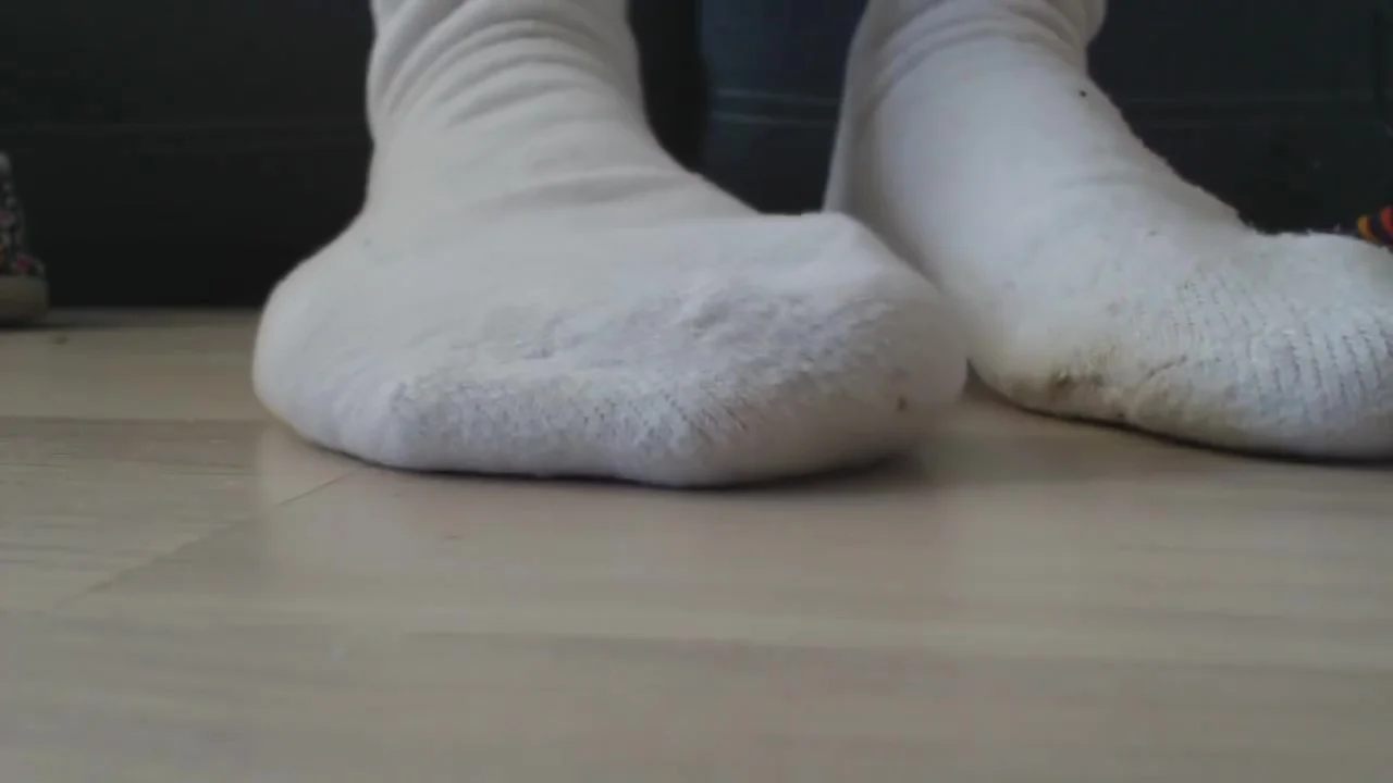 Sweaty Sock Giantess Step mom