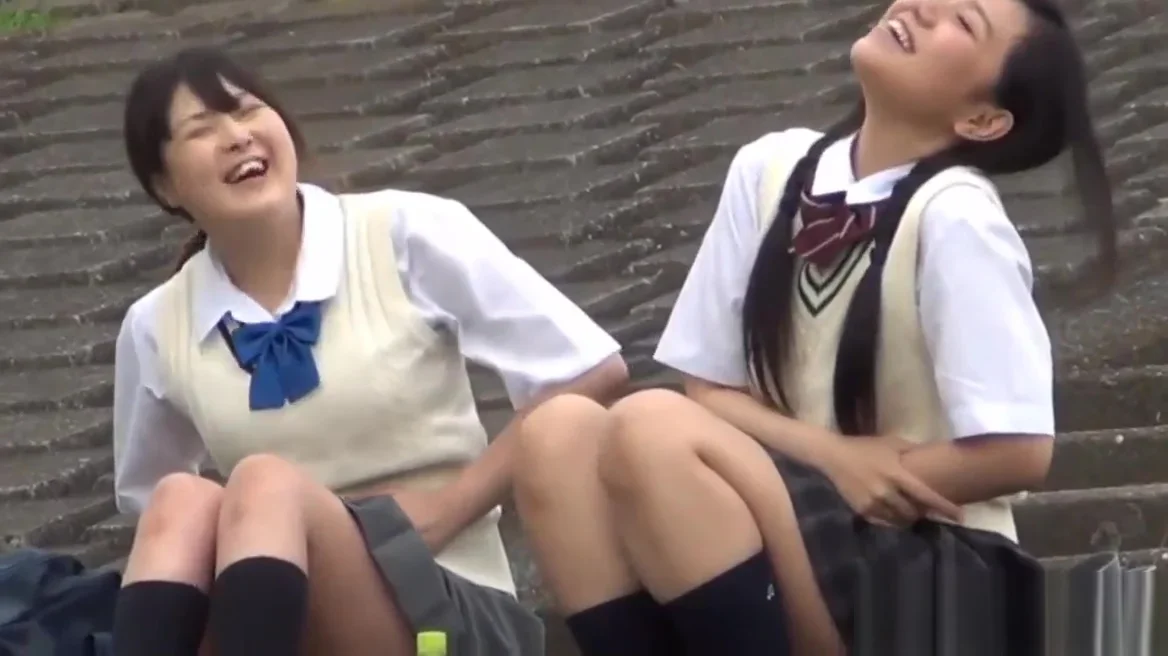 Japanese teens 18+ pissing